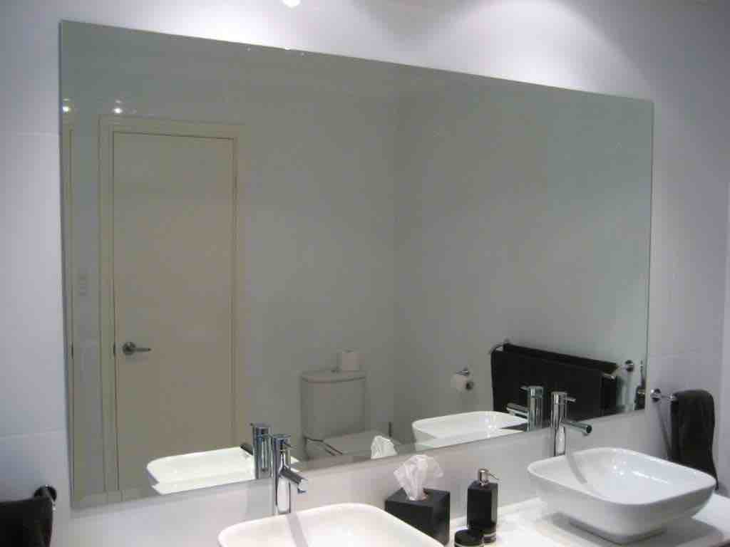 Bathroom frameless mirror